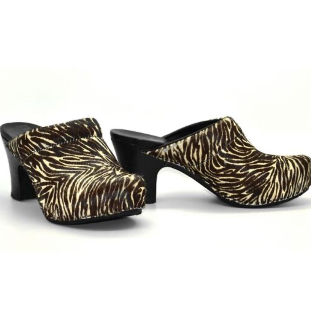 DANSKO Brown/Tan animal Print Calf Hair Heeled Comfort Mules Clogs 36 6